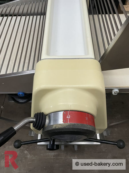 FSE101 - 320 Dough sheeter with WOODEN ROLLERS - three-phase